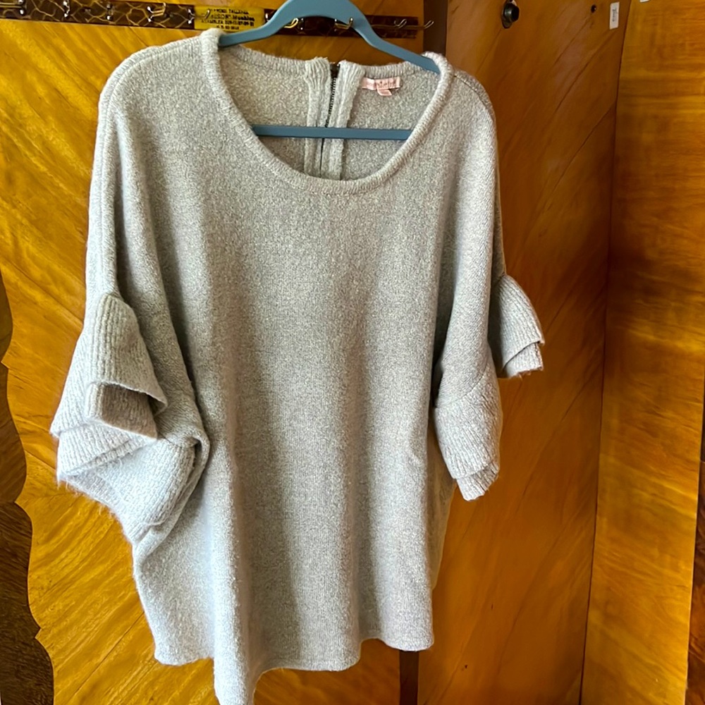 Gibson Latimer Sweater - Beautiful Sleeves!